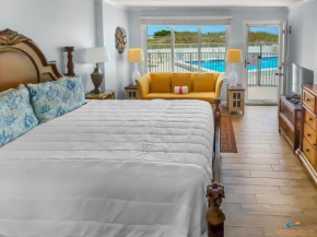 Cozy 1 Bd Beachfront Condo - Romantic Getaway!